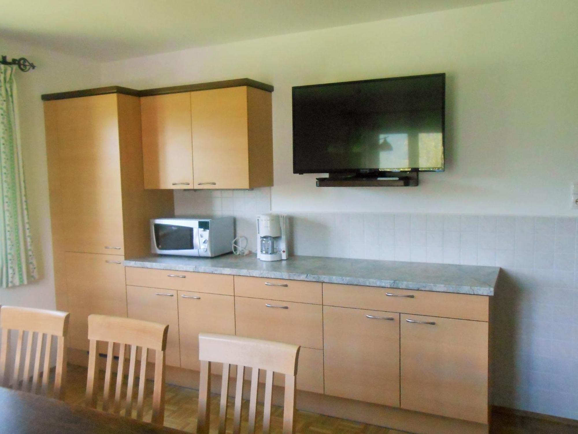 Charming Holiday Home In H Ttau With Barbecue Hüttau Exteriör bild